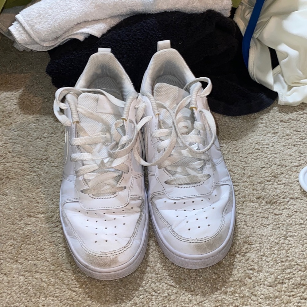 low top white nikes